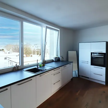 Apartment Air 14